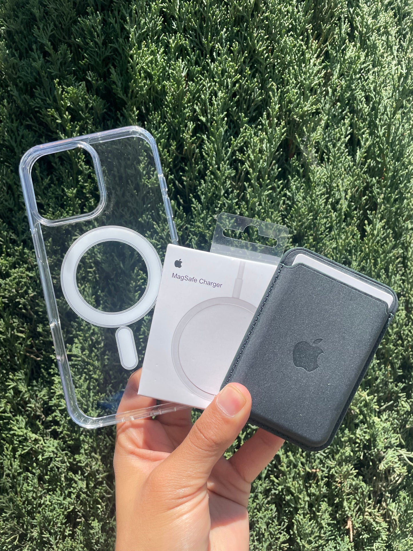 Promoción 8. Funda MagSafe Transparente/Cargador MagSafe/Tarjetero Seda FineWooven