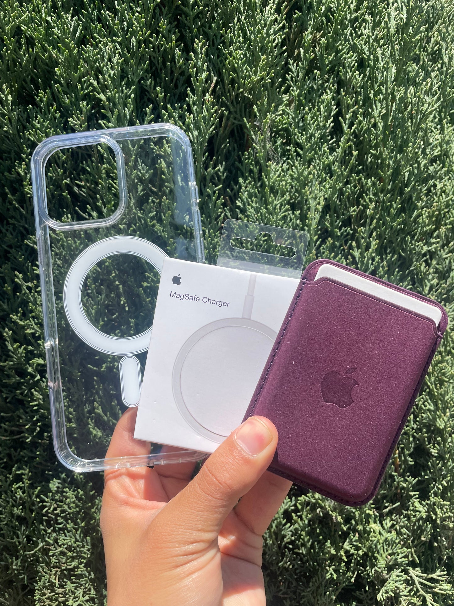 Promoción 8. Funda MagSafe Transparente/Cargador MagSafe/Tarjetero Seda FineWooven